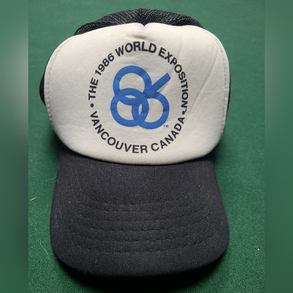 Vintage 1986 world exhibition cap